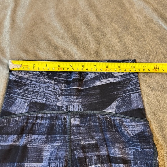 Lululemon Train Times
Transition Multi Midnight Navy / Black - Picture 4 of 12
